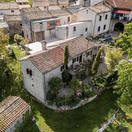 Summerhouse Beram Pazin Bagian luar foto