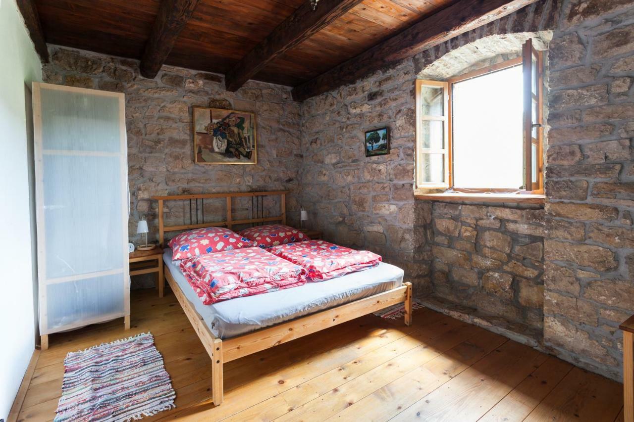 Summerhouse Beram Pazin Bagian luar foto